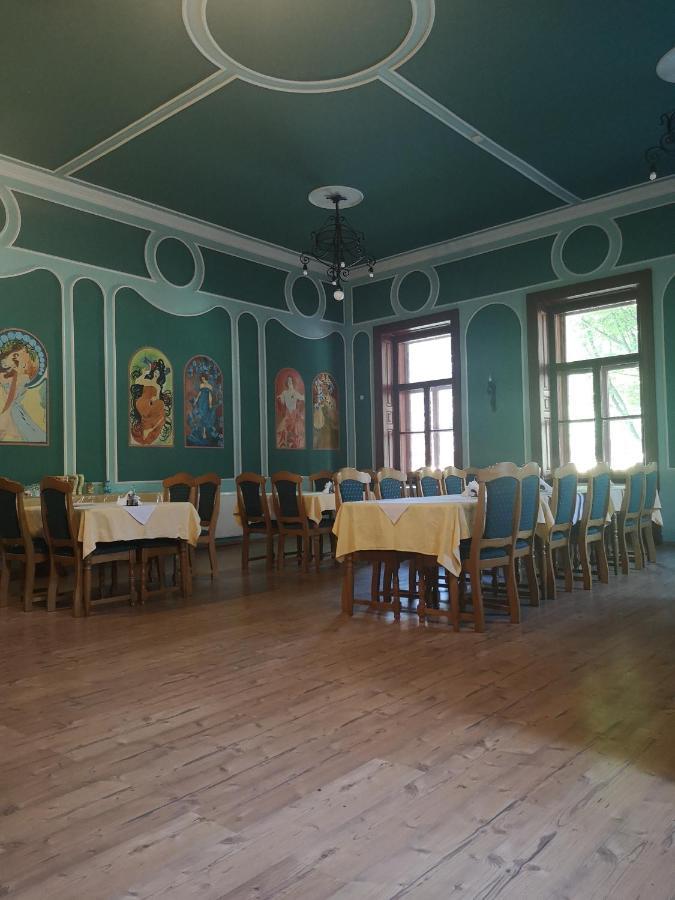 Korona Szallo Sárvár Eksteriør bilde